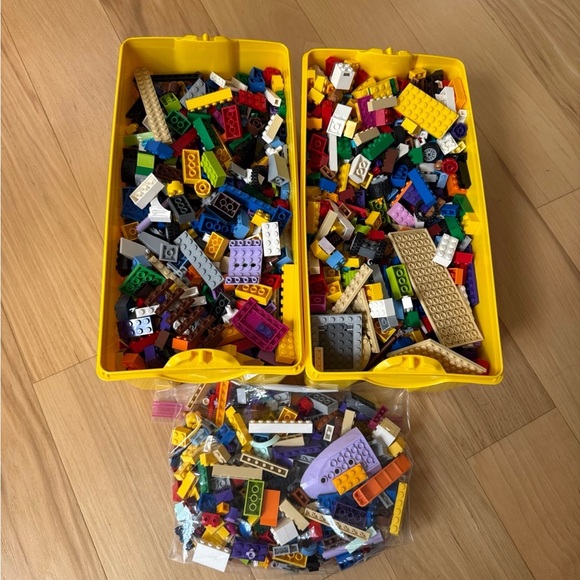 Lego Assorted Colorful Building Blocks Set - Picture 2 of 2